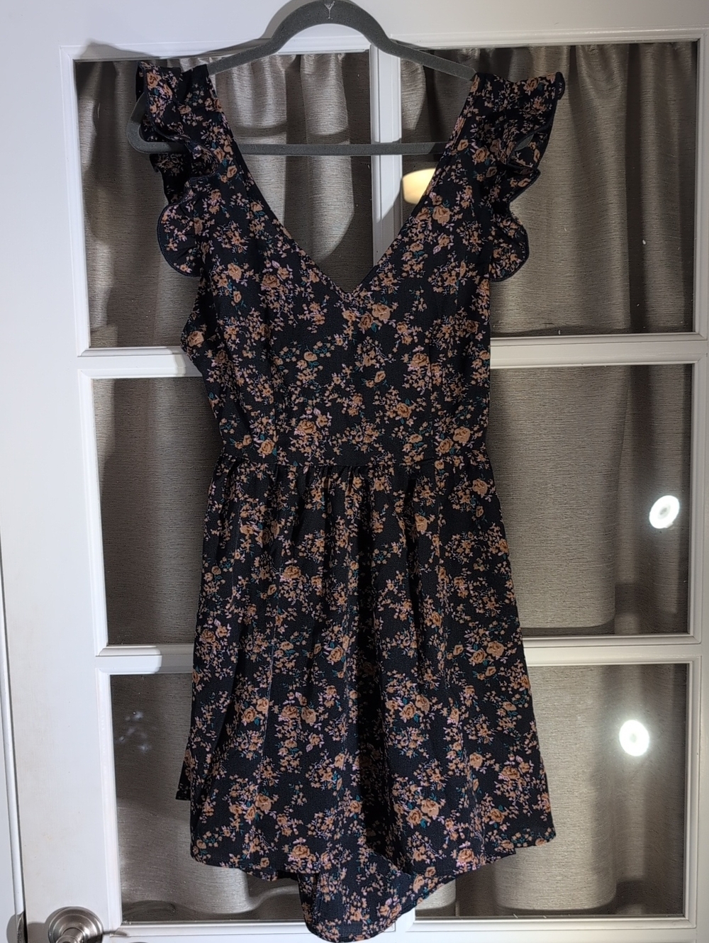 Cupshe Black Mini Dress with Tan Floral Print and Ruffle Sleeves